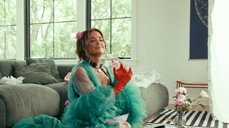 Kyle Richards and Morgan Wade Join Forces in Playful Music Video, Playfully Address Dating Speculation