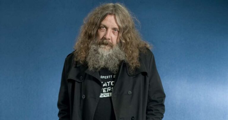 Alan moore criticizes recent dc films and tv shows for abandoning original principles urges donation of royalty checks to black lives matter.